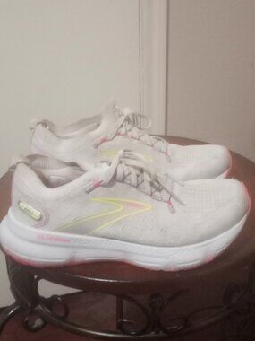 Brooks Shoes Womens Size 7 Glycerin 20 StealthFit Running Cream Pink 1203721B067